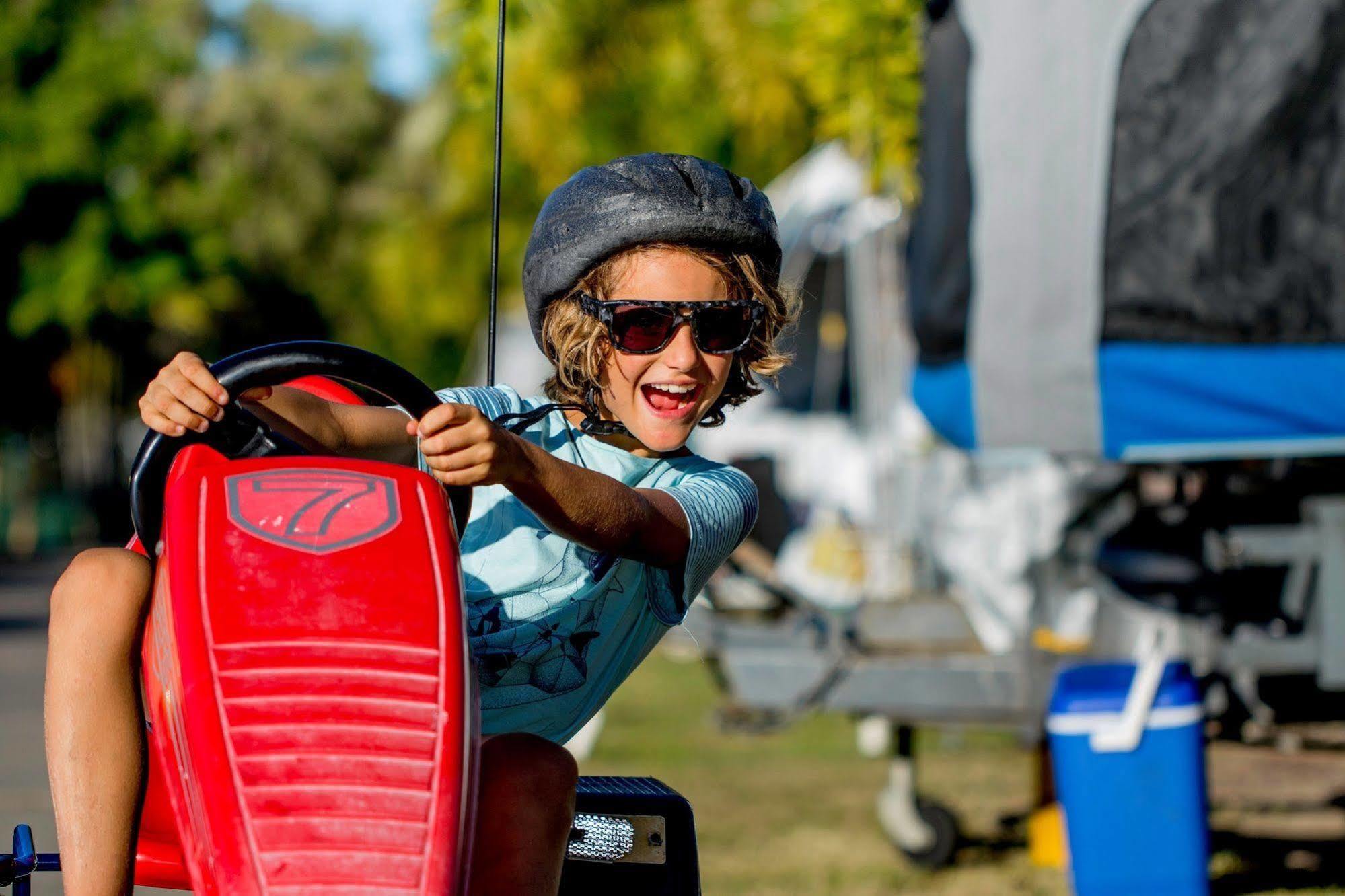 Nrma Bowen Beachfront Holiday Park ภายนอก รูปภาพ