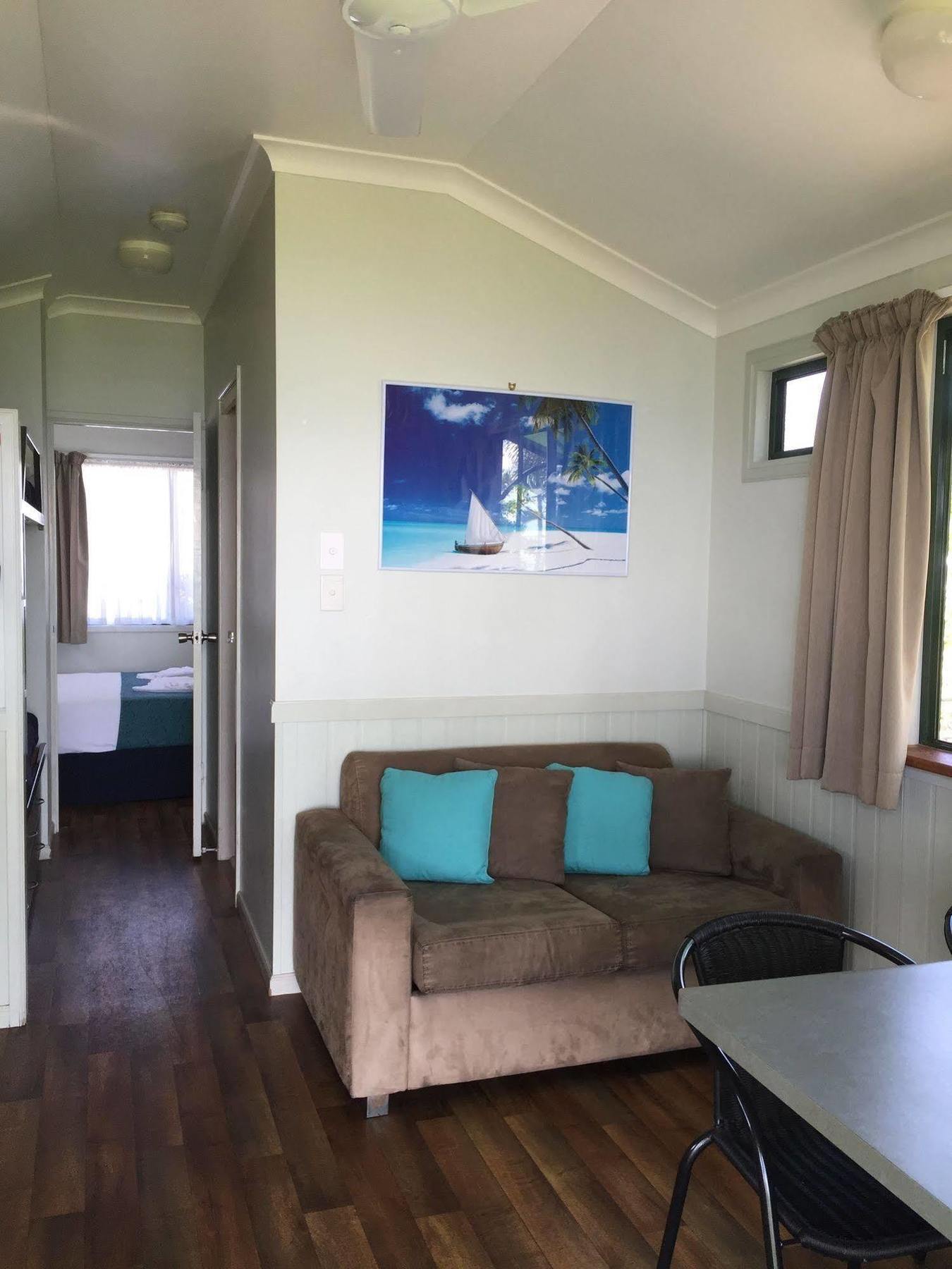 Nrma Bowen Beachfront Holiday Park ภายนอก รูปภาพ