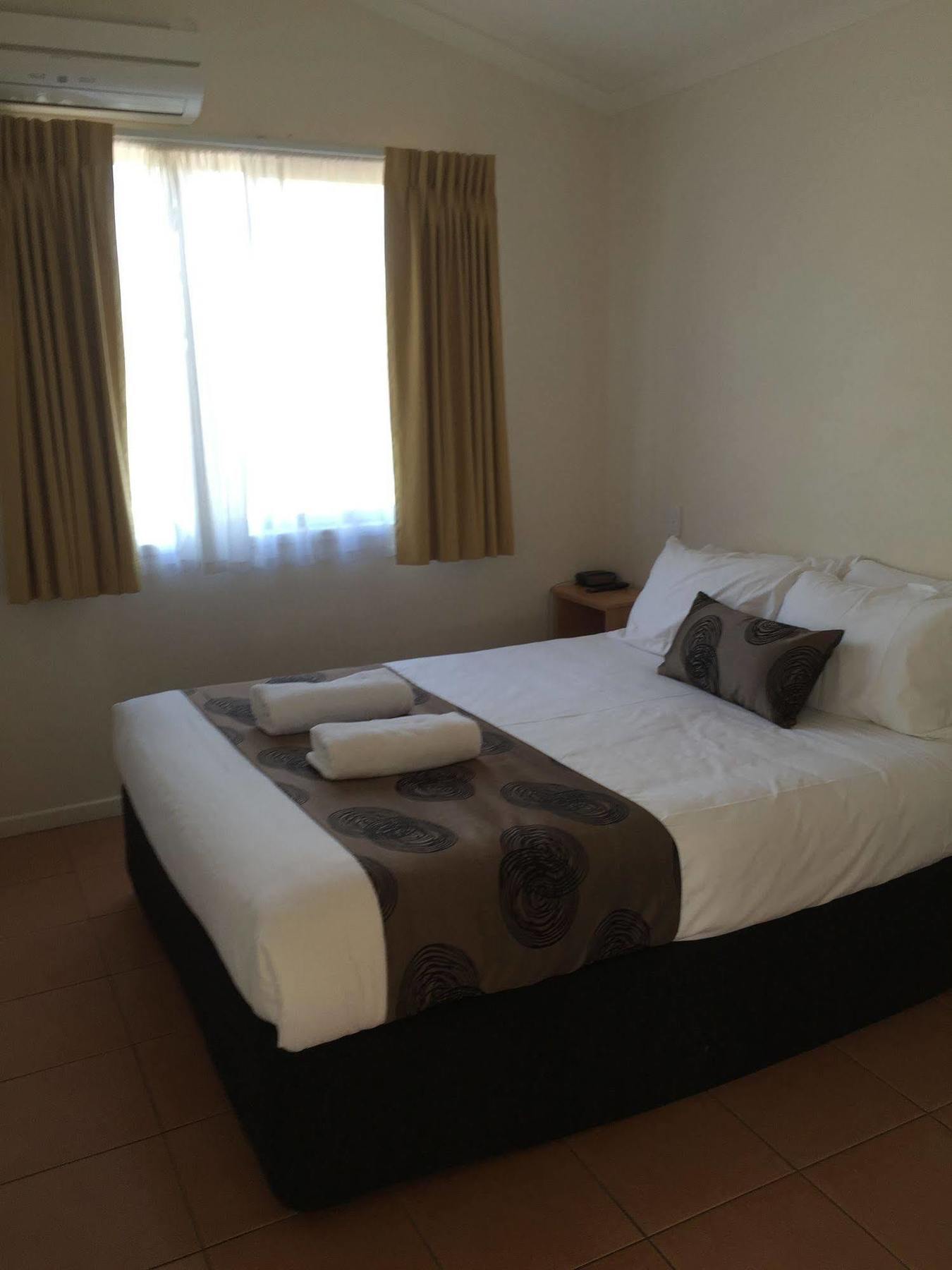 Nrma Bowen Beachfront Holiday Park ภายนอก รูปภาพ