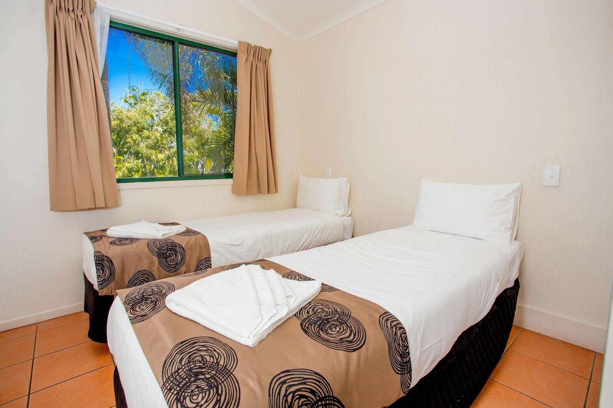 Nrma Bowen Beachfront Holiday Park ภายนอก รูปภาพ